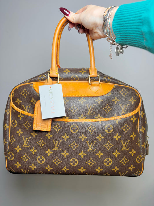 Coated Canvas Louis Vuitton Monogram Brown Medium Purse