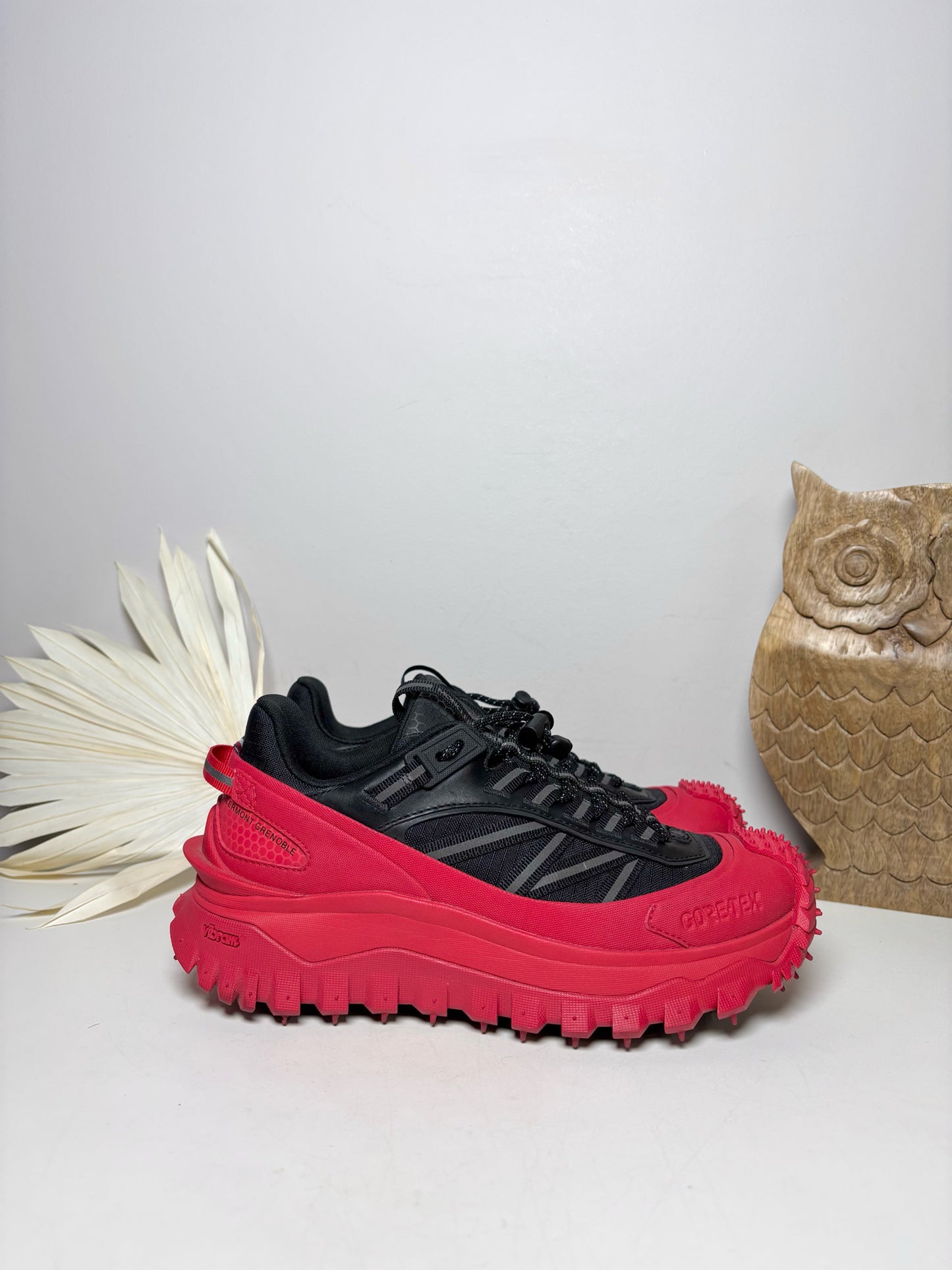 W Shoe Size 7 Moncler Red, Black Nylon Tennis shoes
