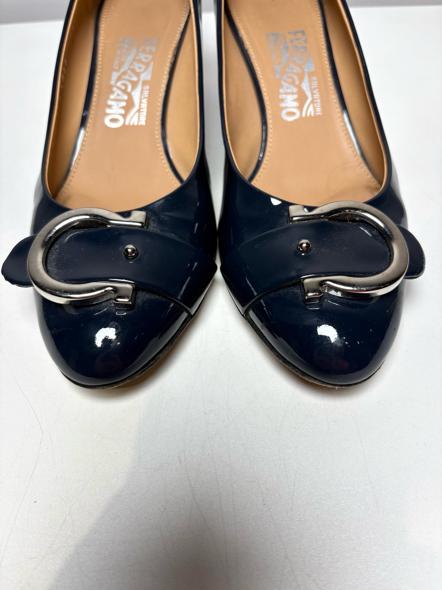 W Shoe Size 7.5 Salvatore Ferragamo Blue Leather Patent Women's