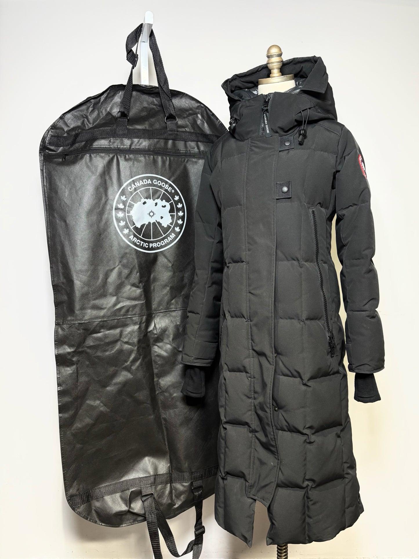 Women's Canada Goose Elmwood Extra Long Down Pre-Owned Parka Arctic Tech Box Quilt