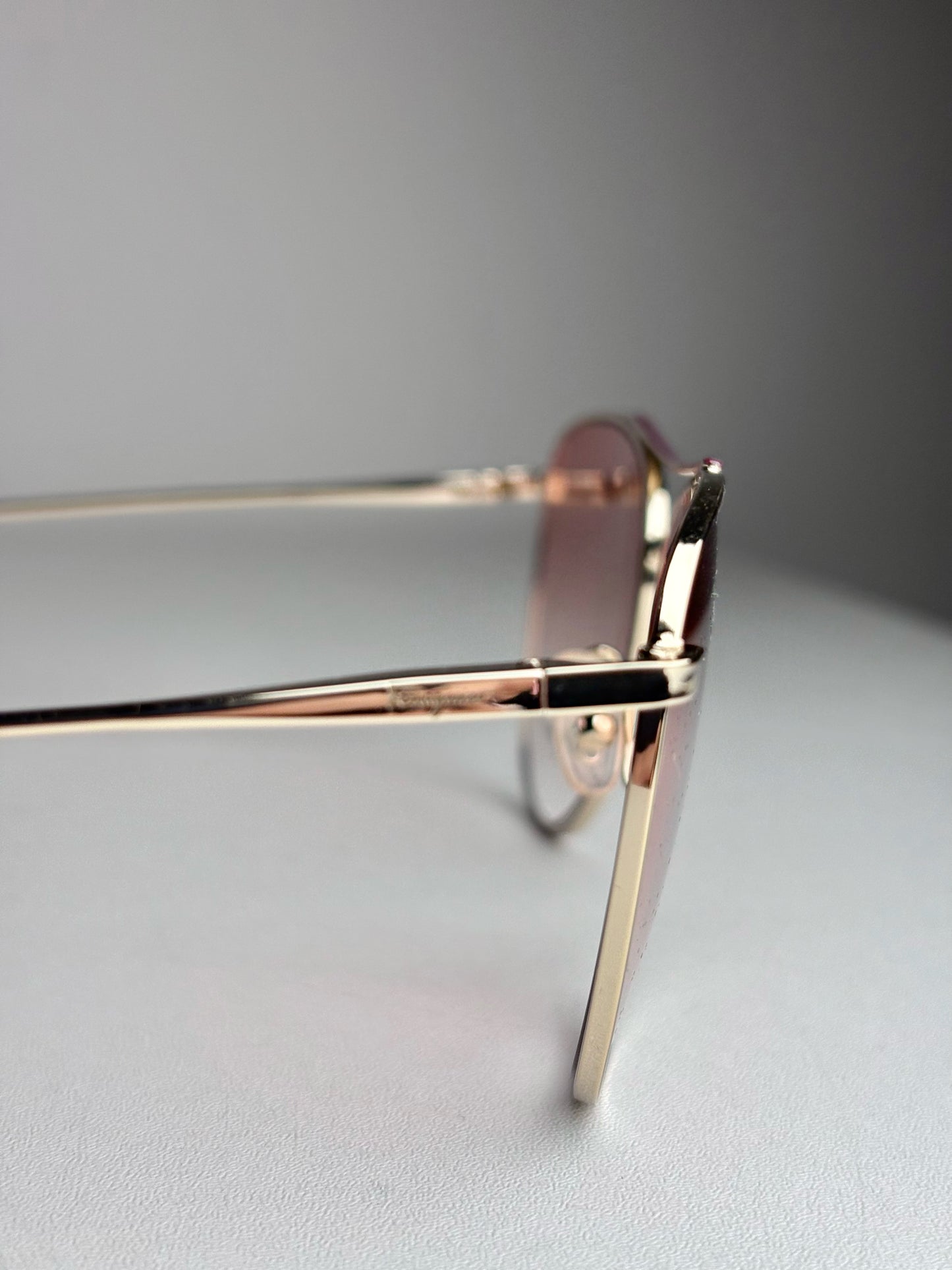Salvatore Ferragamo Aviator Women's Pre-owned, NWOT Gold Tone Metal Sunglasses
