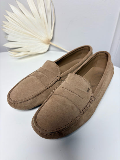 W Shoe Size 38.5 Tod's Camel Suede Pre-owned Loafers
