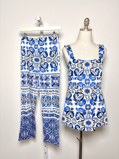 Women Size S Tuckernuck Blue, White Floral Cotton 2 Piece Set