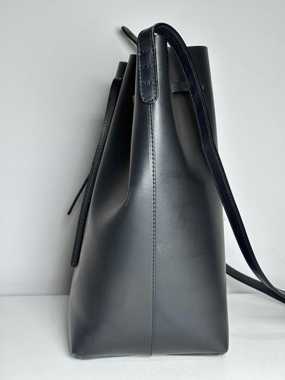 Women's Mansur Gavriel Large Bucket Leather Pre-owned Black/Flamma Red Bag