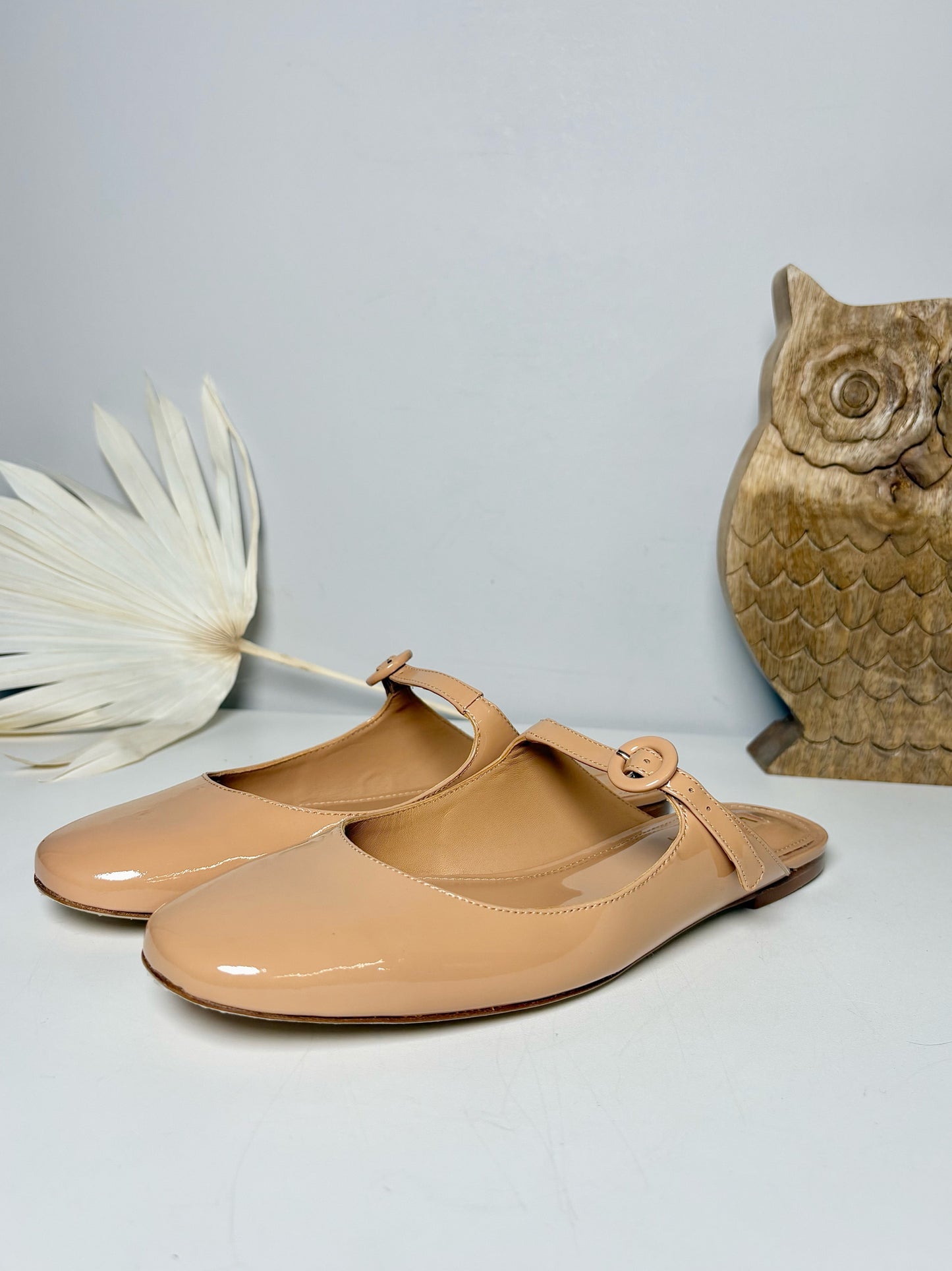W NWT Shoe Size 9 Larroude Tan Patent Leather Blair Mary Jane Mule
