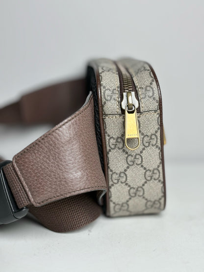 Gucci Monogram Coated Canvas Like-New Brown Small Purse