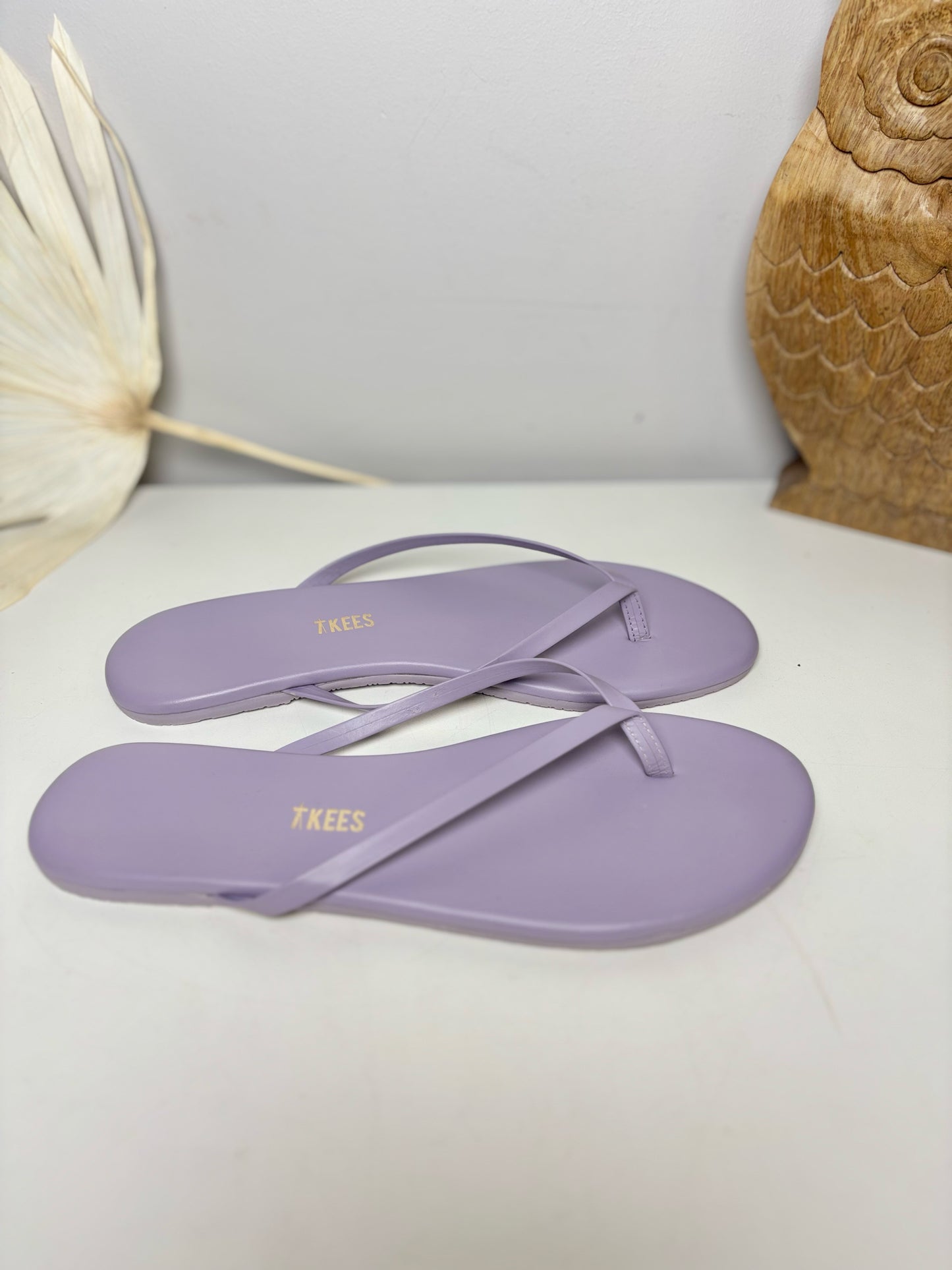 W Shoe Size 8 Tkees Lavender Leather Nappa Flip Flops