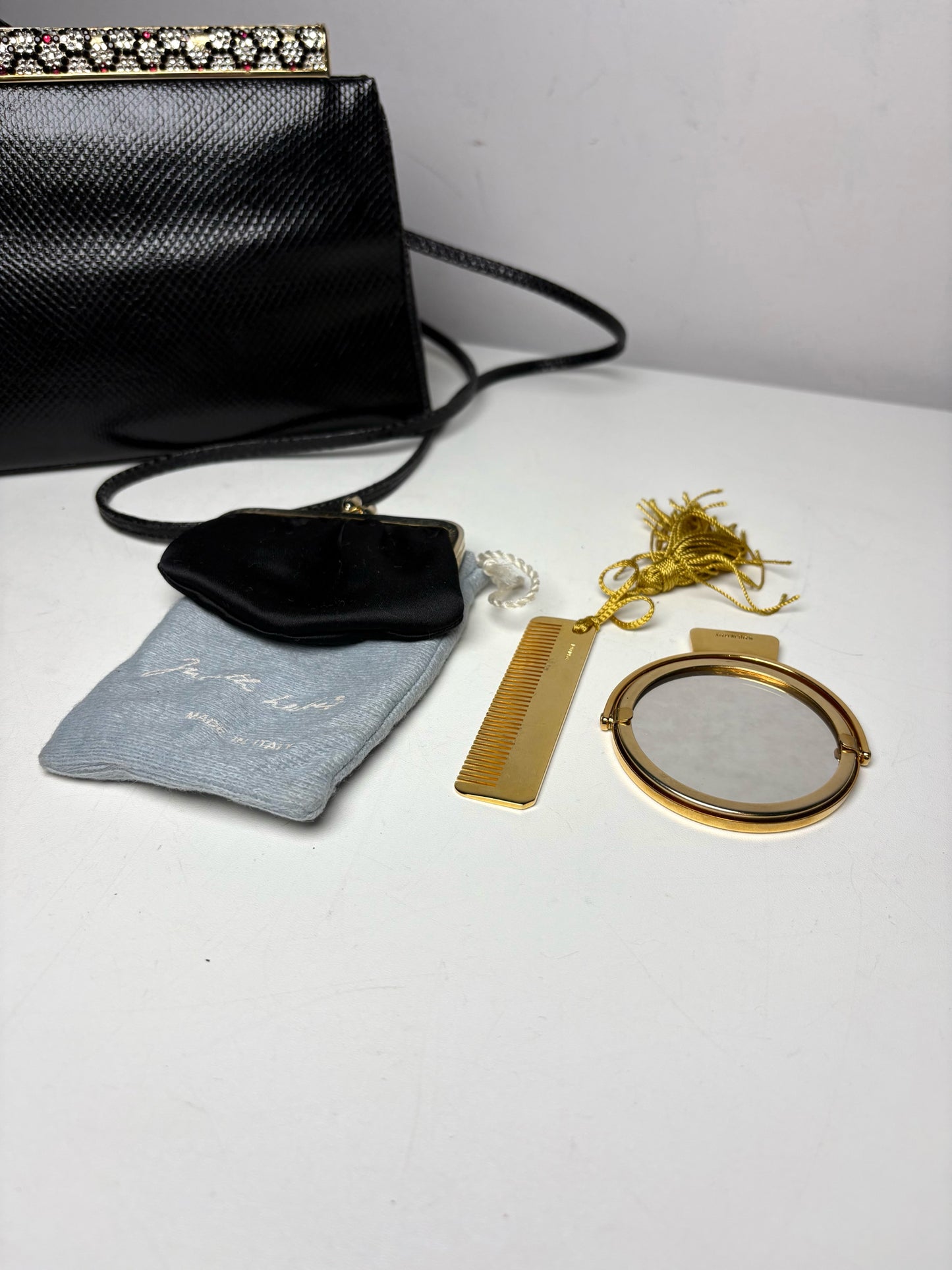 Judith Leiber Evening Crystal Embellishments Vintage Leather Pre-owned Bag