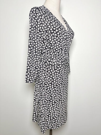 Women Size 10 Diane Von Furstenberg Black, White Hearts Dress