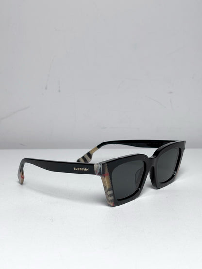 Burberry Briar B4392 U Women's Pre-owned Black Acetate Sunglasses