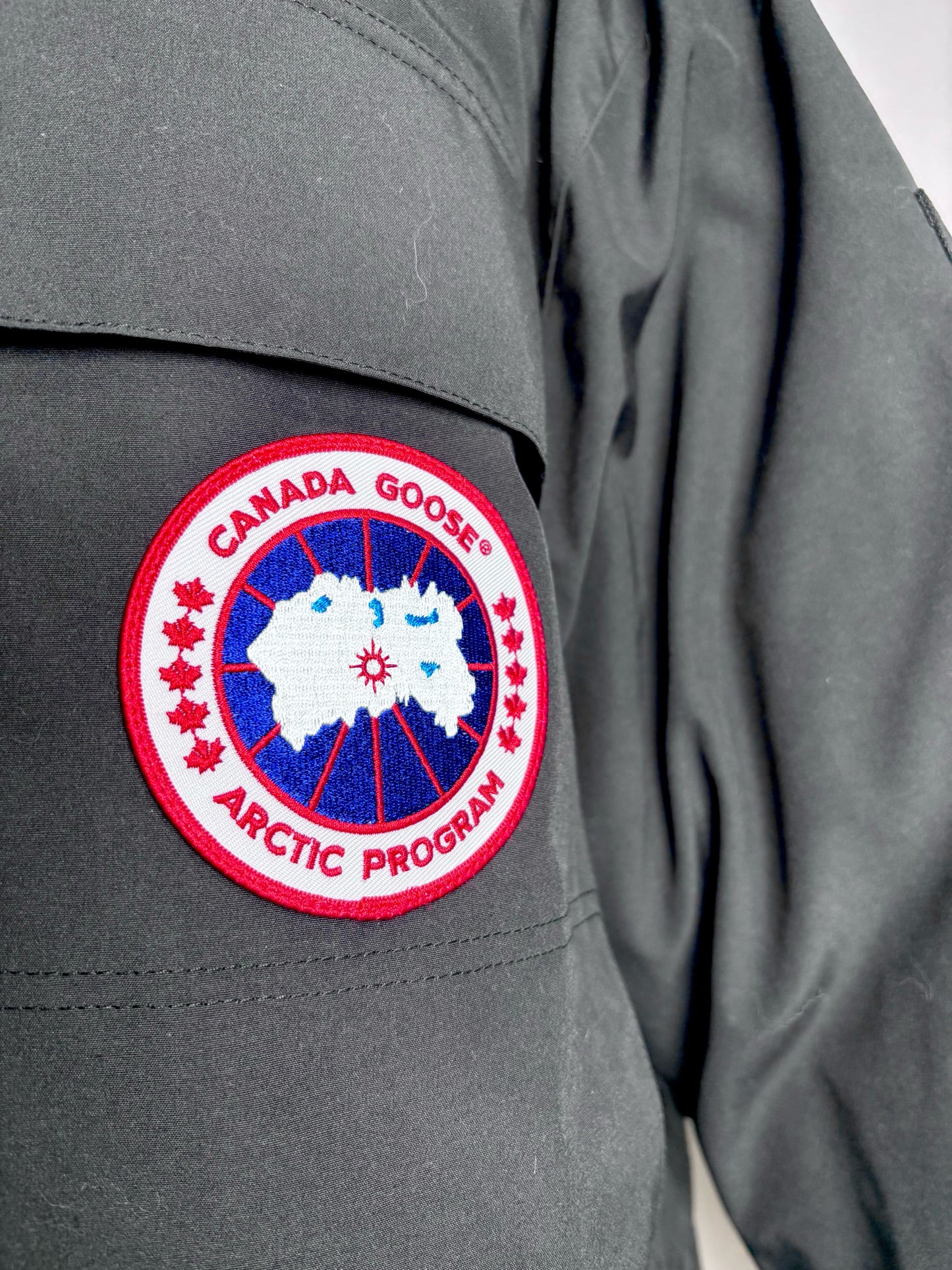 Canada Goose Black Men's Mens Size M Polyester Blend 'Expedition Parka'  Coat
