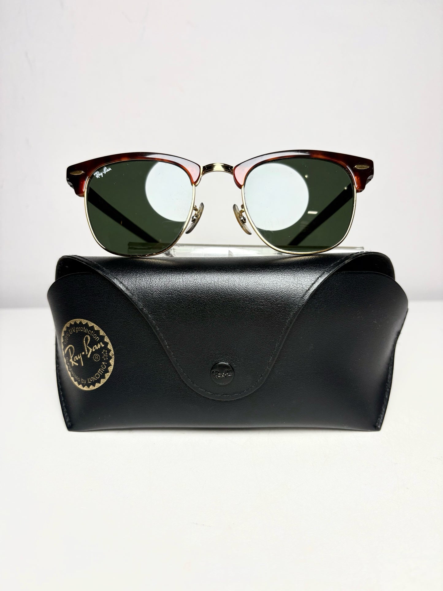 Unisex Ray-Ban RB3016 Clubmaster Brown Tortoiseshell & Gold Pre-Owned Sunglasses