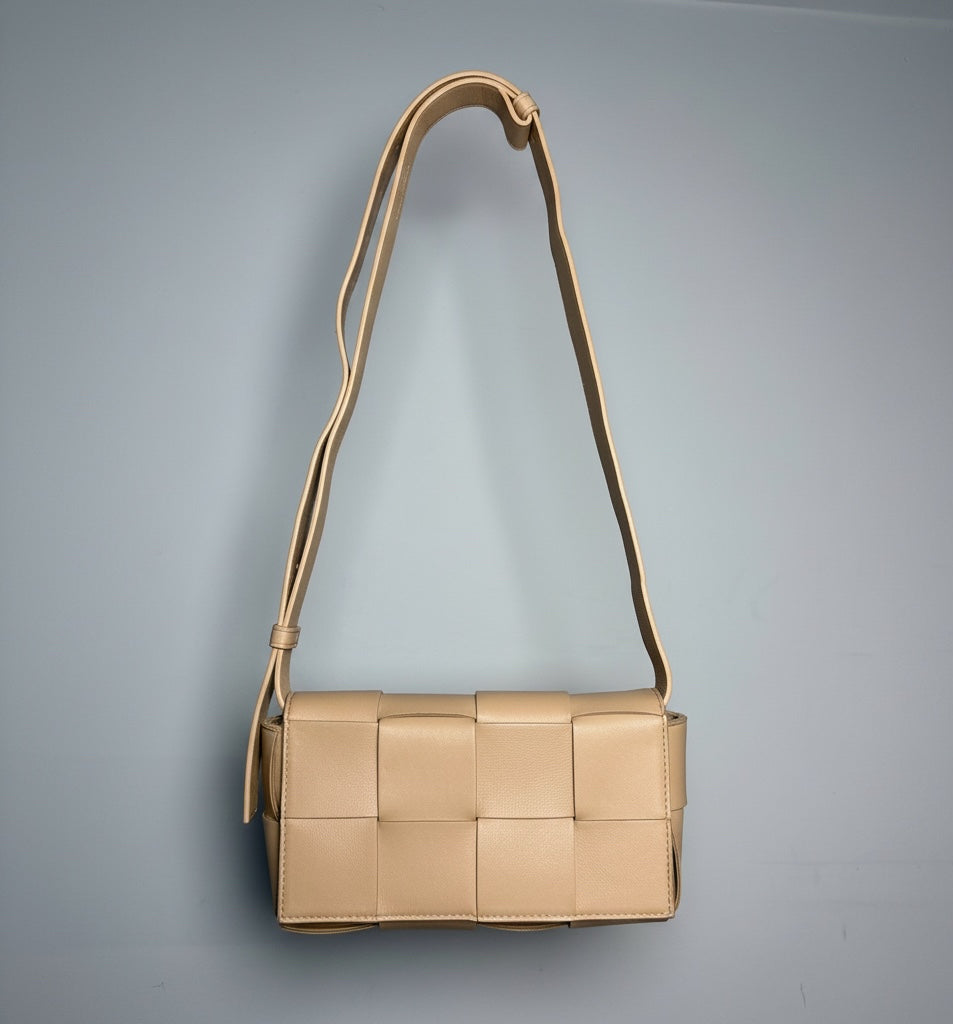 Bottega Veneta Mini Intrecciato Cassette Leather Pre-owned Almond Pre-owned
