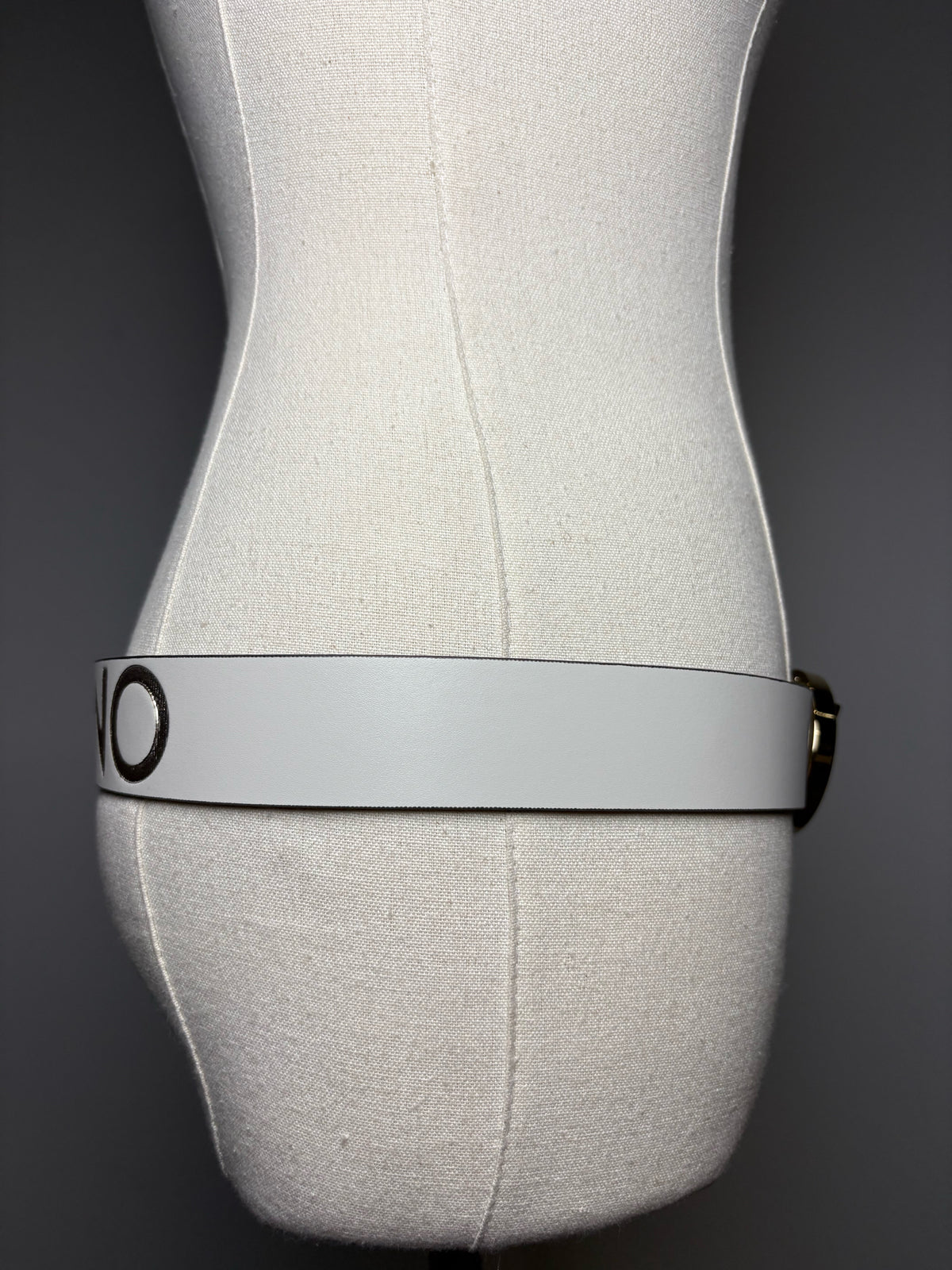 Women's Size S Mario Valentino V Giusy Beige Leather Gold-Tone Logo Pre-Owned Belt