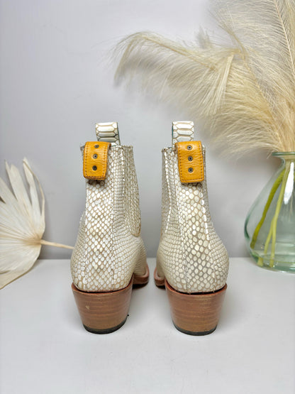 W Shoe Size 7.5 pskuufman... Bone Leather Snake Skin Boots