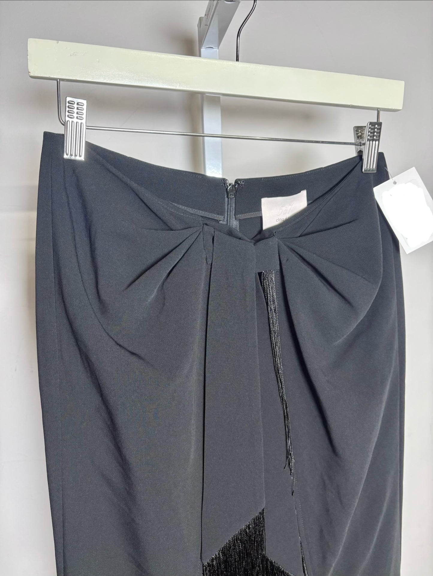 Women Size 4 Cinq a Sept Black Solid Women's Triacetate NWT Pants