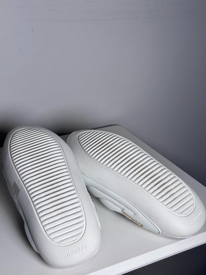 W Shoe Size 40 (10, US) Balmain White Leather, Rubber Lambskin Pre-owned Sandals