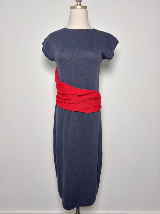 W Size M St. John by Marie Gray Gray, red Solid Dress