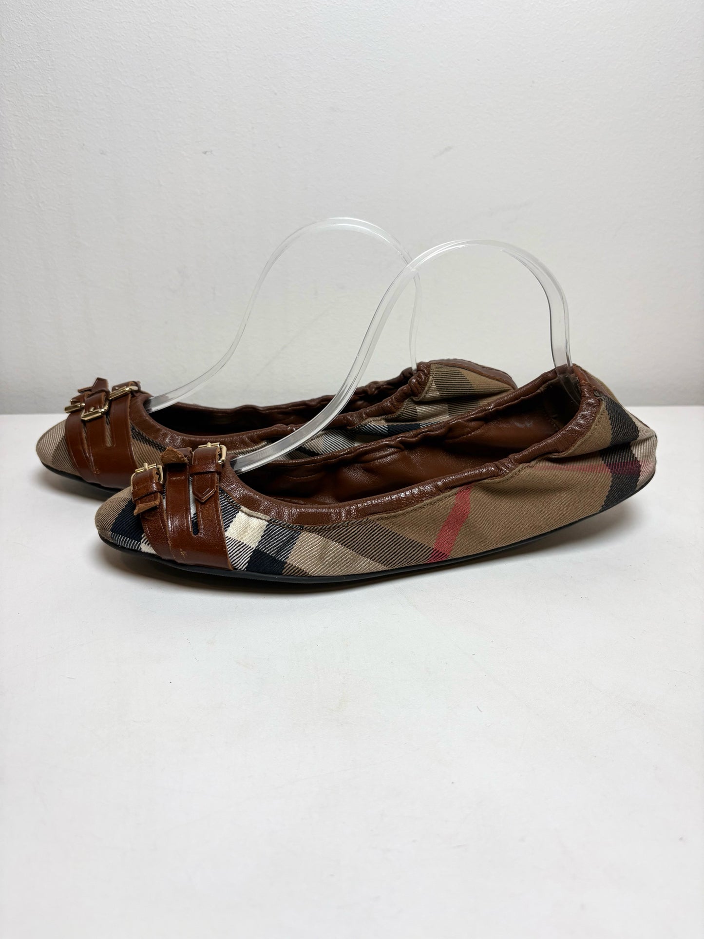 W Shoe Size 40 (10, US) Burberry multi brown Canvas, Leather Women's Flats
