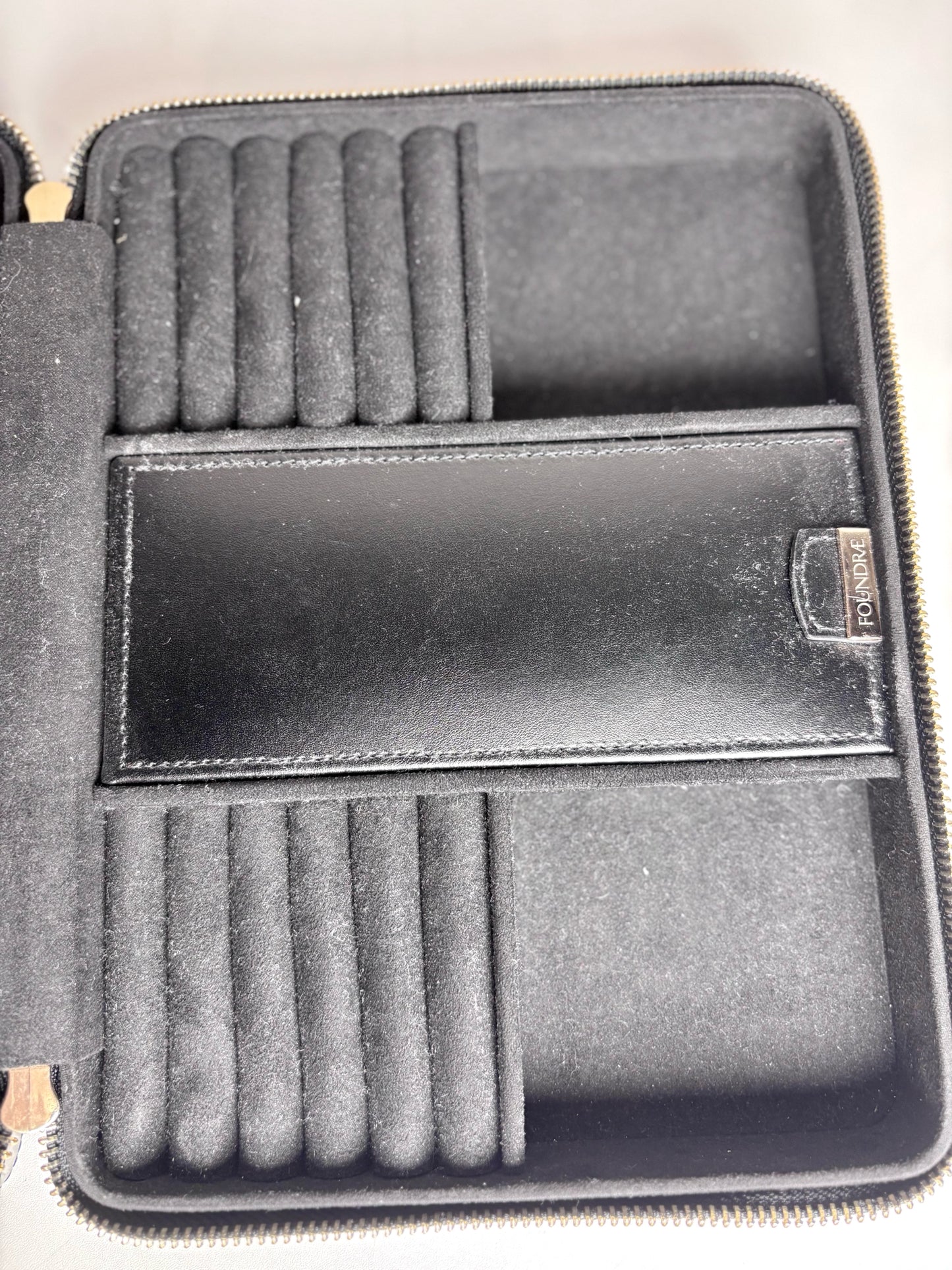 Foundrae Quilted, Symbols Leather Pre-owned Travel Jewelry Case