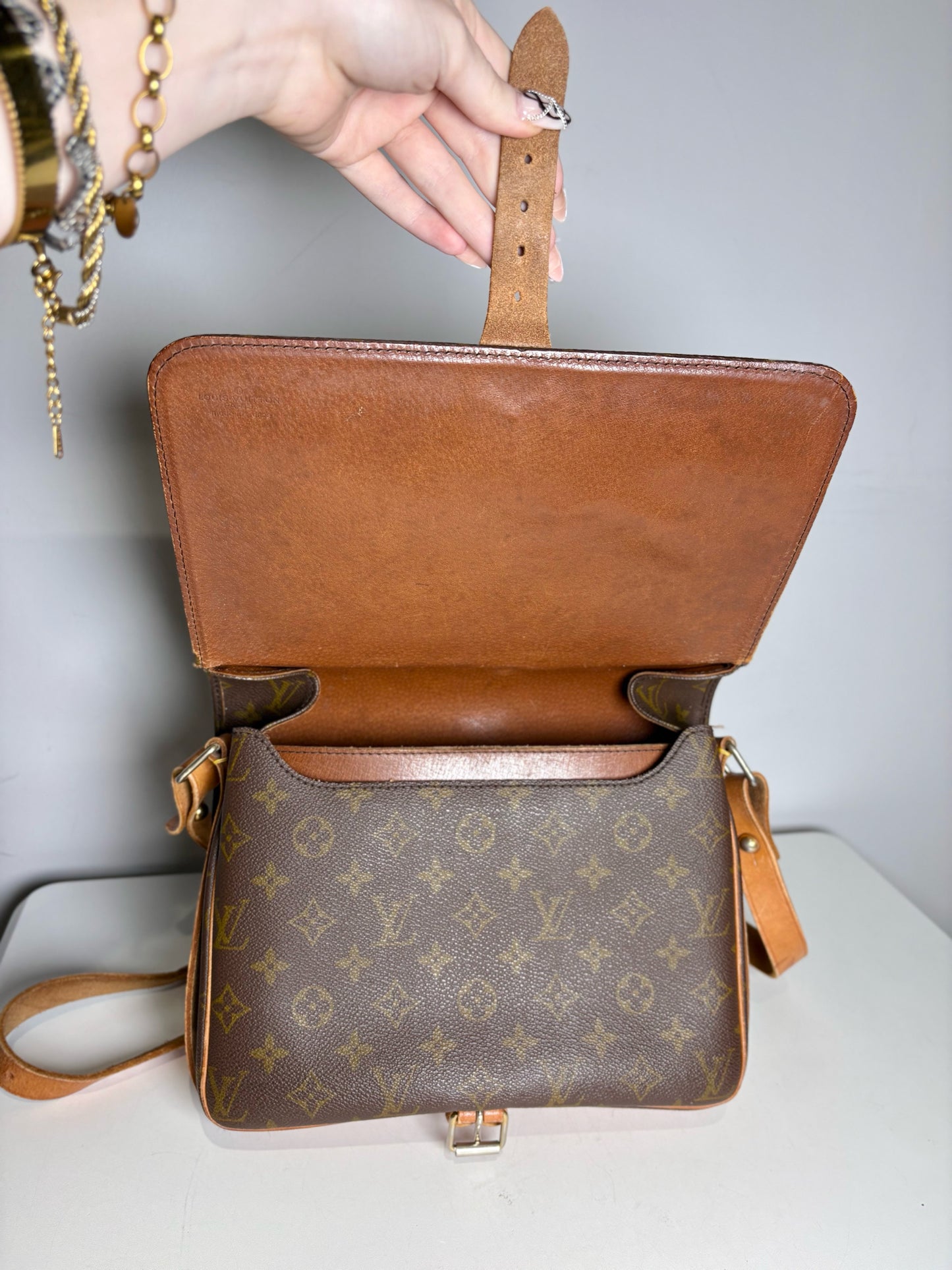 Women's Louis Vuitton Monogram Vintage Leather Pre-owned Brown Medium Purse