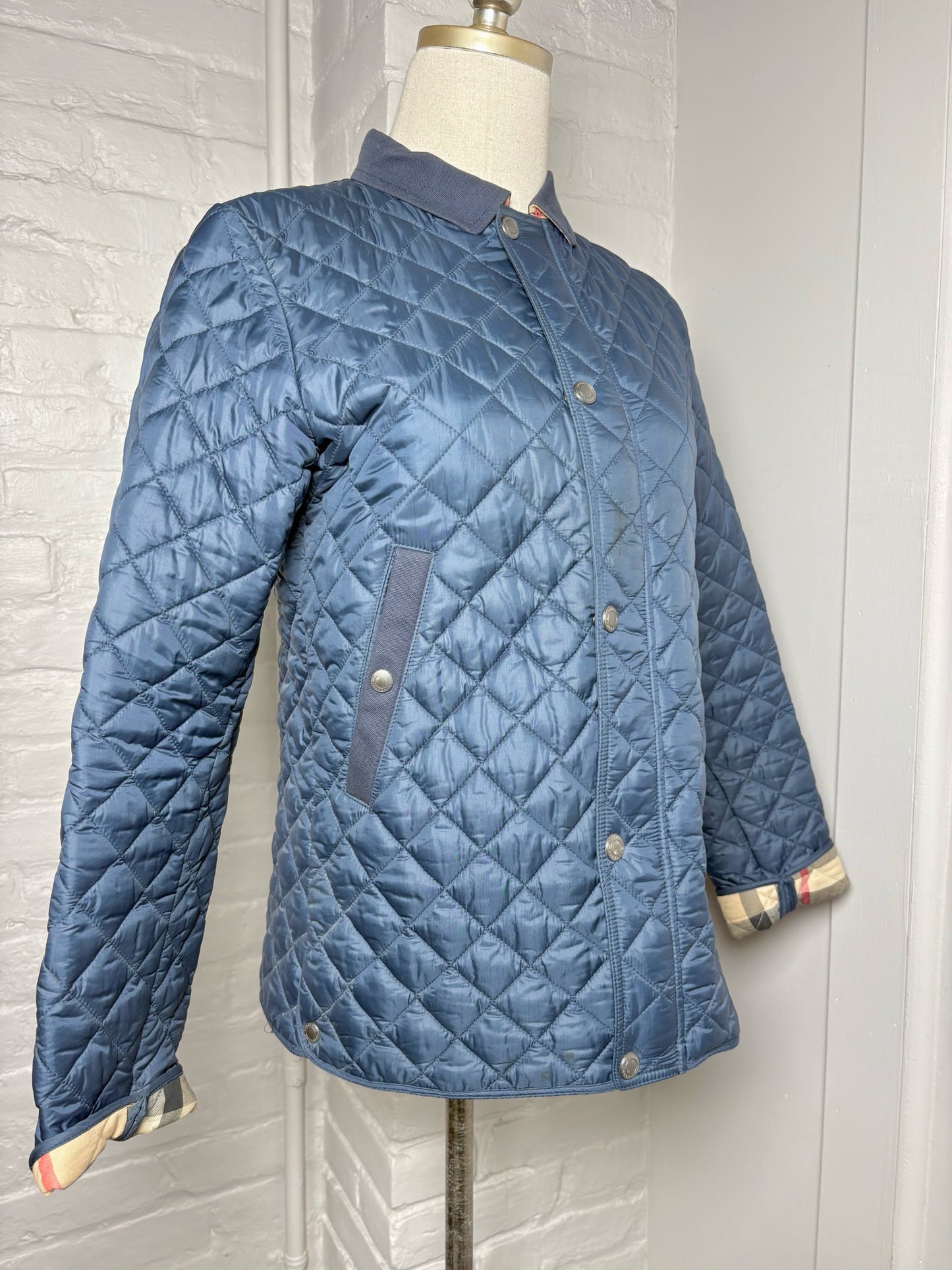 Women Size 14Y (Fits XS) Burberry Navy Blue Check Lining Quilted Jacket