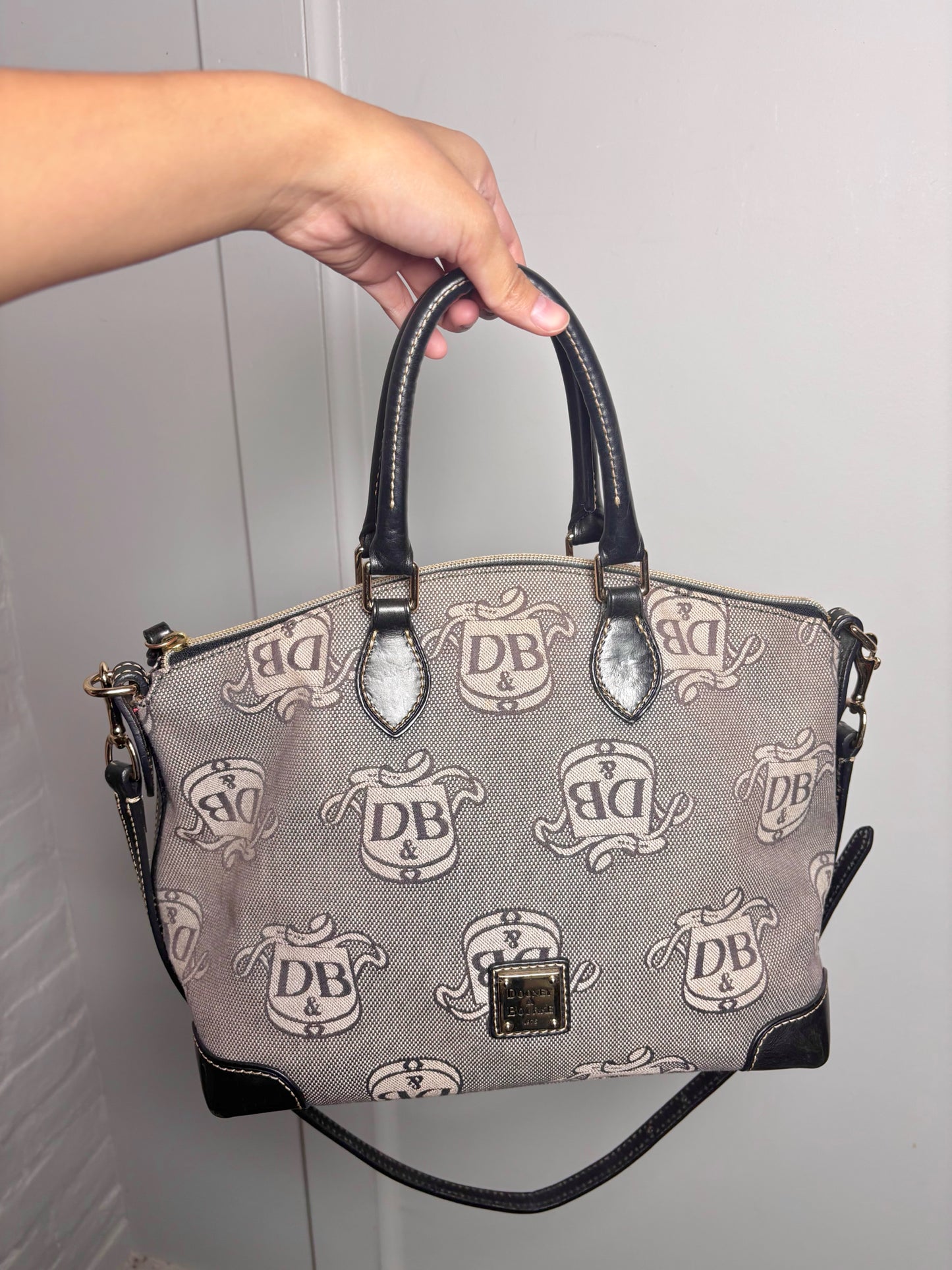 Canvas Dooney & Bourke Monogram Leather Gray, Black Medium Purse