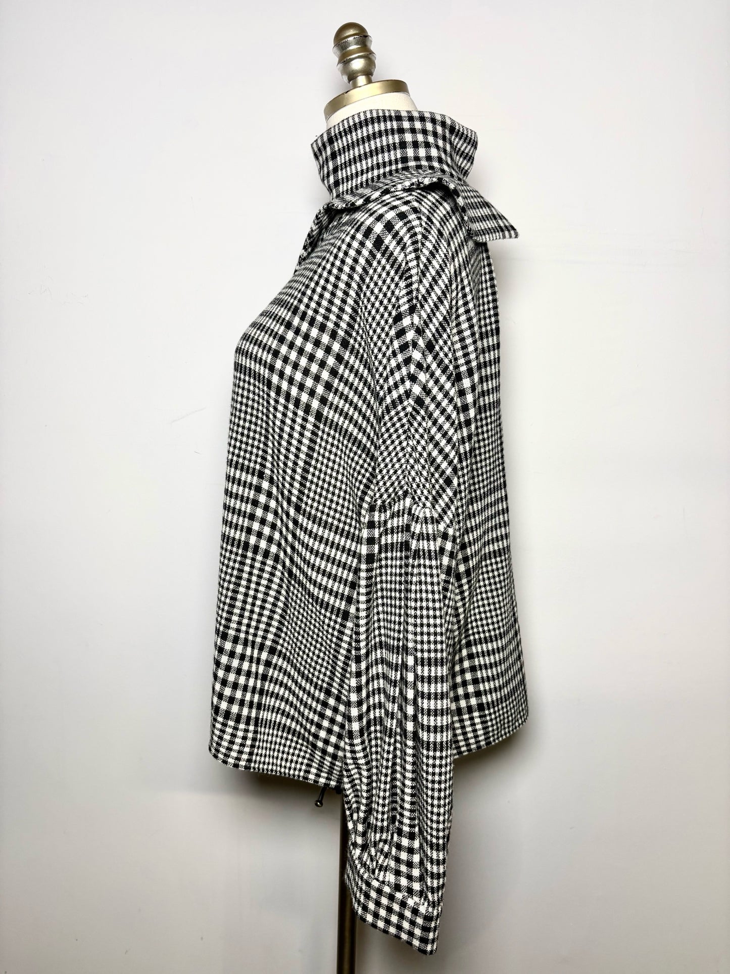 Women Size 6 Tibi Black/White Plaid 62% Wool 38% Polyamide Pre-owned Top