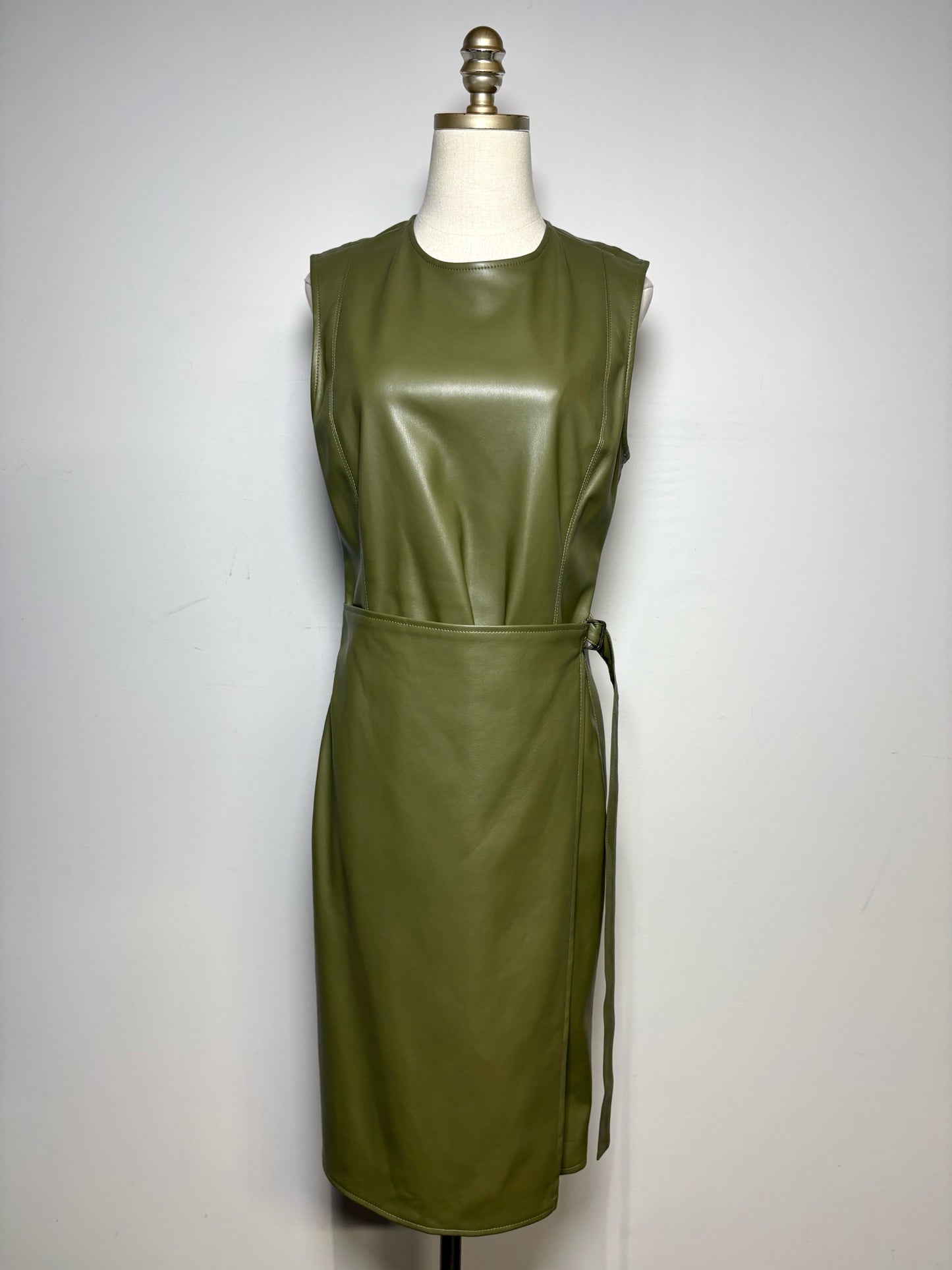 Women Size 10 Deveaux New York Olive Green Faux Leather Pre-Owned Midi Dress