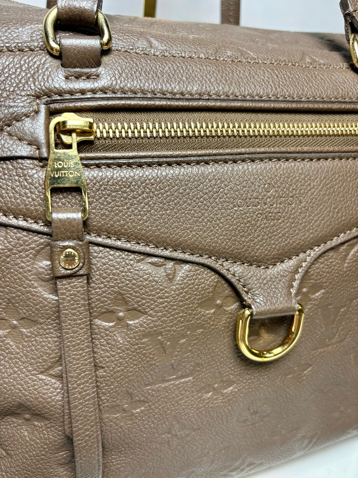 Women's Louis Vuitton Lumineuse PM Taupe Monogram Empreinte Leather Authentic Pre-Owned Bag
