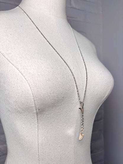 No Label Fish Skeleton Sterling Silver Diamond Cut Chain Necklace