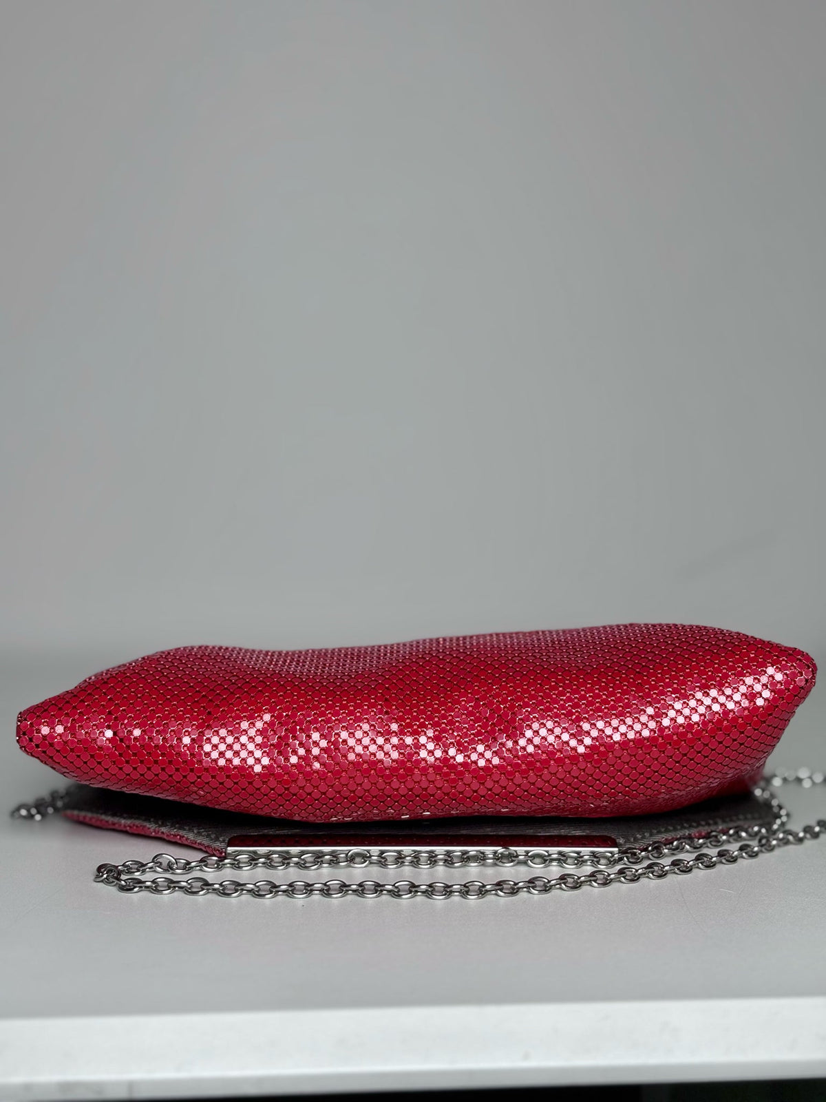 BCBG Max Azria Red Dots Vintage Metal Pre-owned Clutch Cocktail Purse