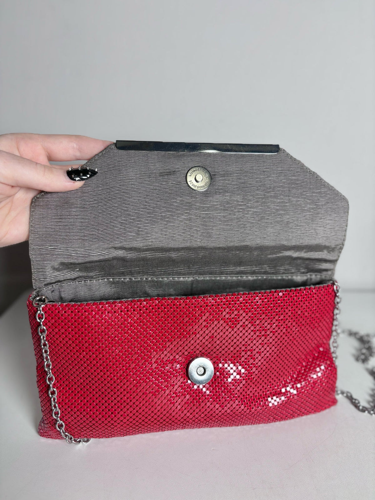 BCBG Max Azria Red Dots Vintage Metal Pre-owned Clutch Cocktail Purse