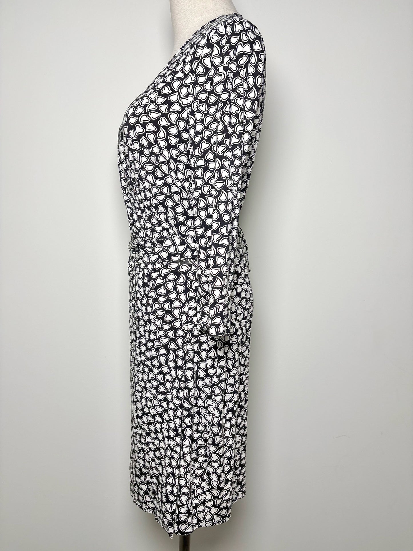 Women Size 10 Diane Von Furstenberg Black, White Hearts Dress