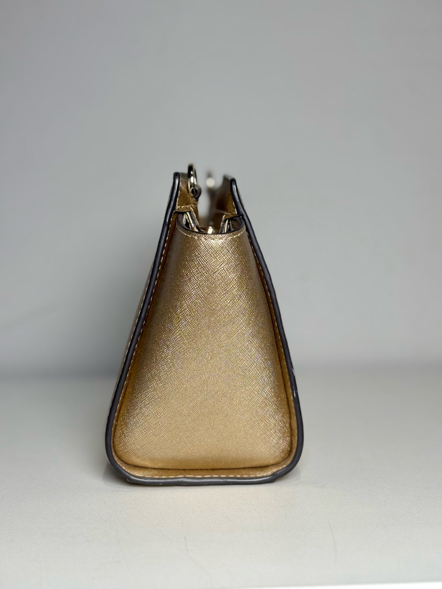 Women's Michael Kors Solid Leather Pre-owned Metallic Gold Small Purse