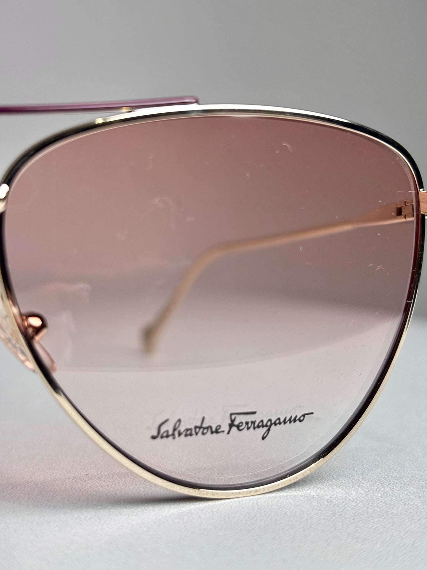 Salvatore Ferragamo Aviator Women's Pre-owned, NWOT Gold Tone Metal Sunglasses