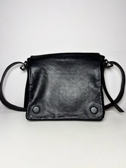 Bottega Veneta Woven Leather Pre-owned Black Calfskin Messenger
