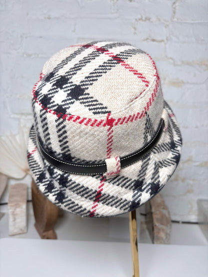 Wool Burberry Pre-owned Cream, Black & Red Hat