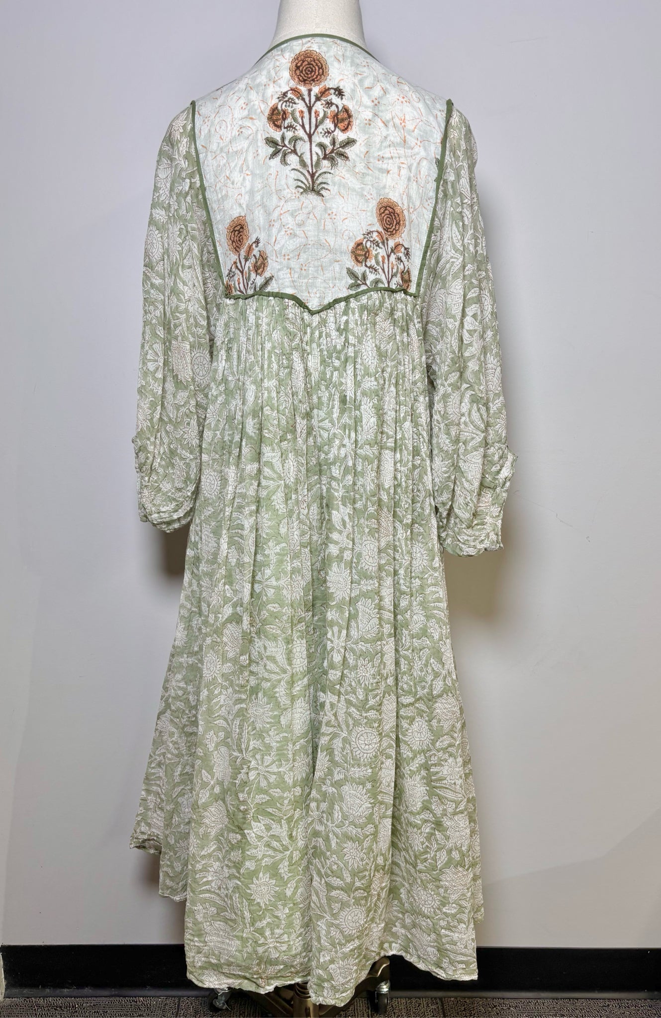 Women Size L Daughters of India Green Printed Floral Cotton Embroider Midi Dress