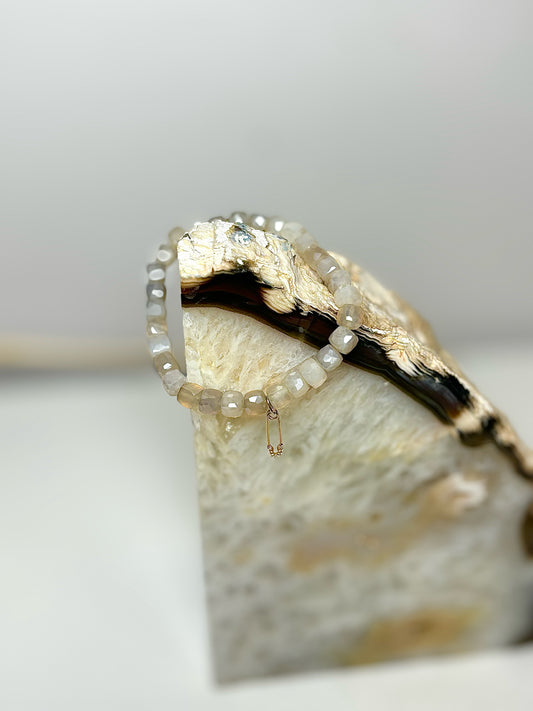 Sydney Evan Moonstone Paperclip Gold Diamonds Bracelet
