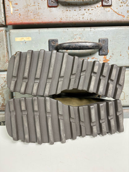 W Shoe Size 7.5 Donald Pliner Olive Green Leather Zip Slip-ons