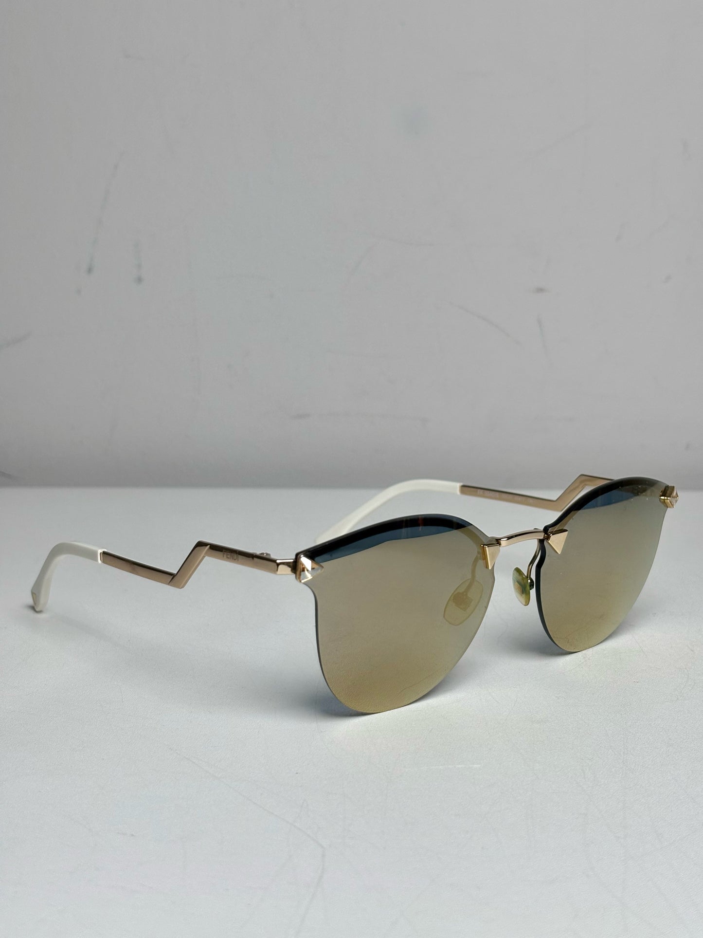 Fendi 0040/S Frameless Zig Zag Temples Women's Pre-owned Gold Metal Sunglasses