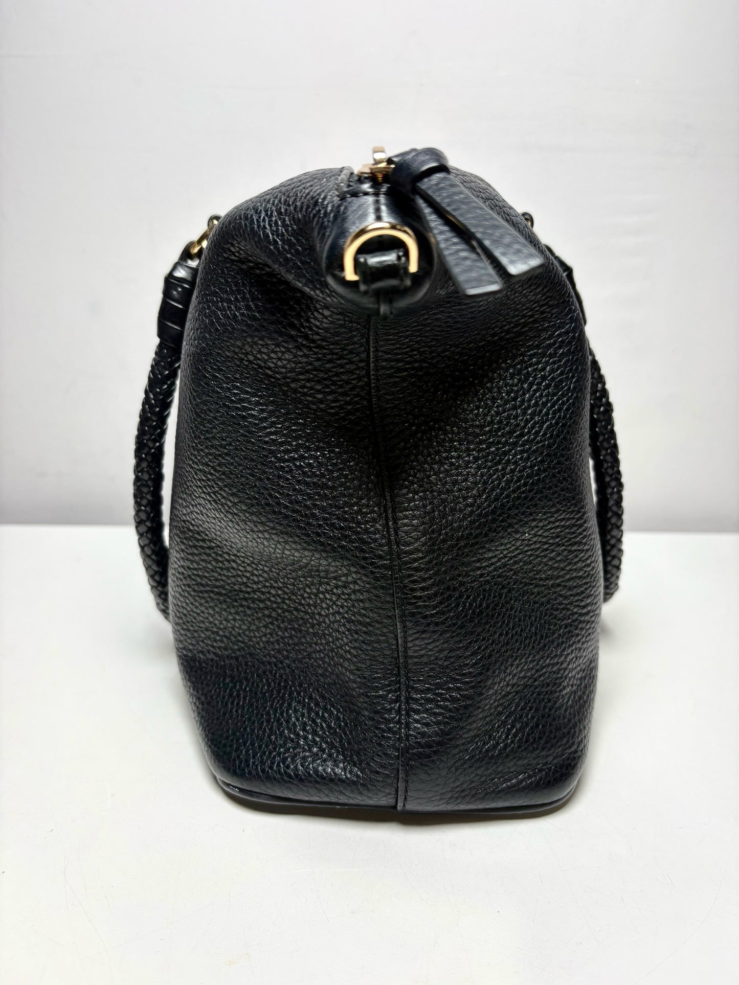 Women's Tory Burch Black Pebble Leather Woven Handle Pre-Owned Shoulder Bag