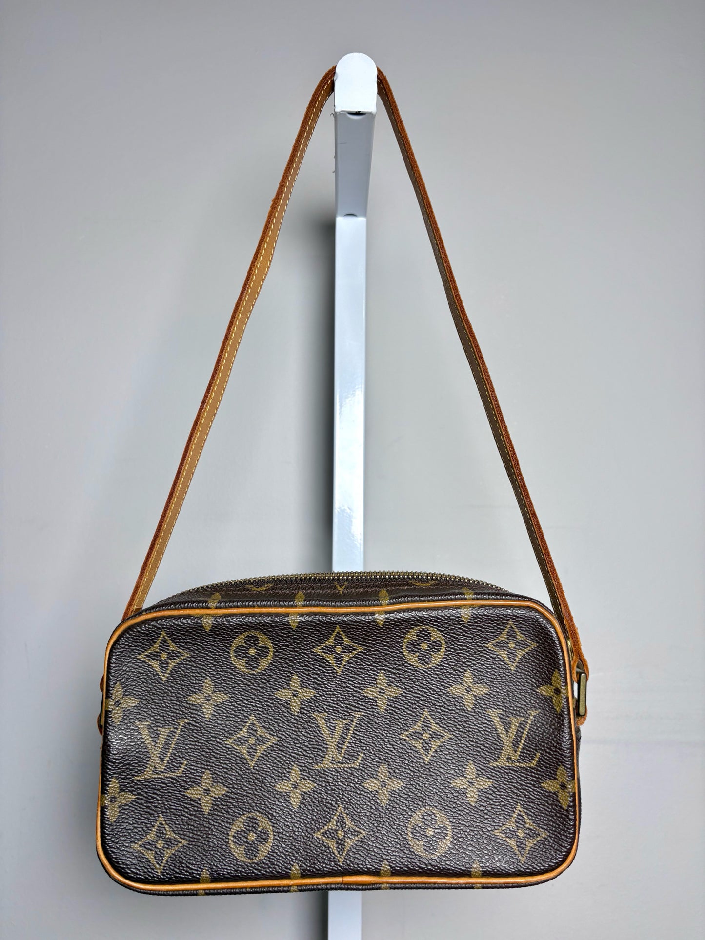 Louis Vuitton Cite Pochette PM Monogram Vintage Pre-owned Bag
