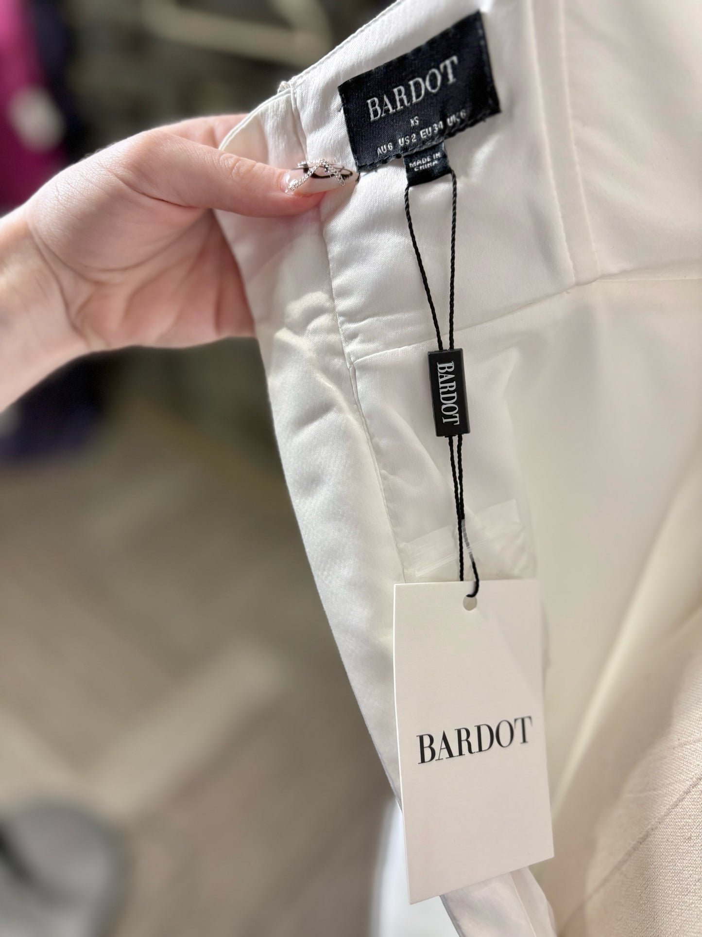 Women Size 2 Bardot White Solid Polyester Women's NWT Dress