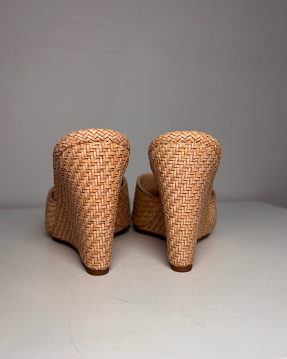 W Shoe Size 9.5 Veronica Beard Natural Raffia Pre-owned Sandals