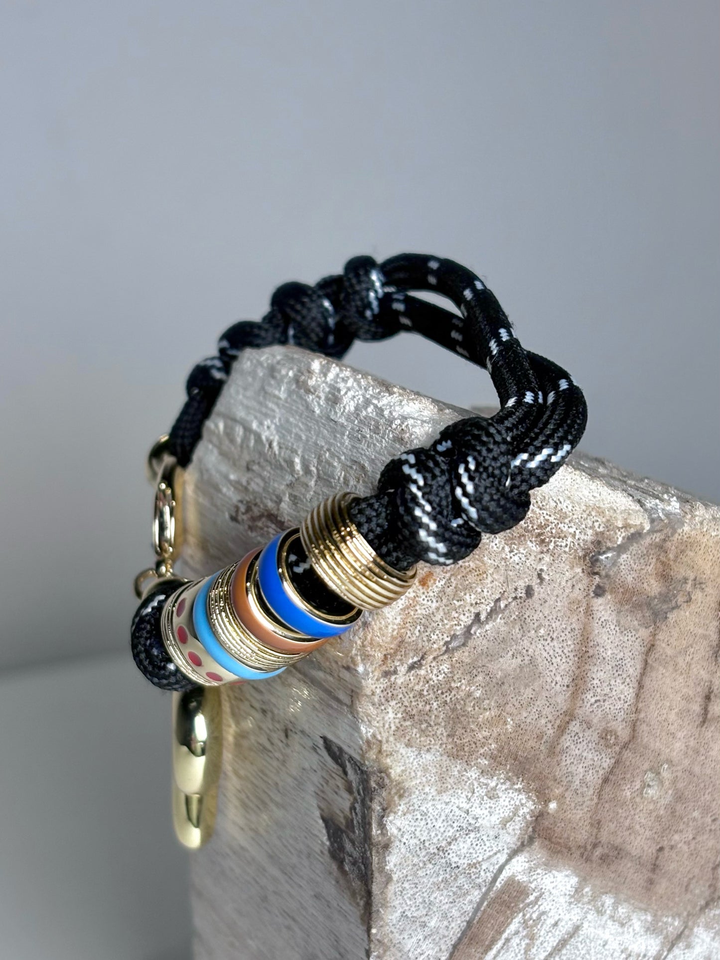 Roxanne Assoulin The Super Size Happy Cord Bracelet Women's Charm Pre-owned