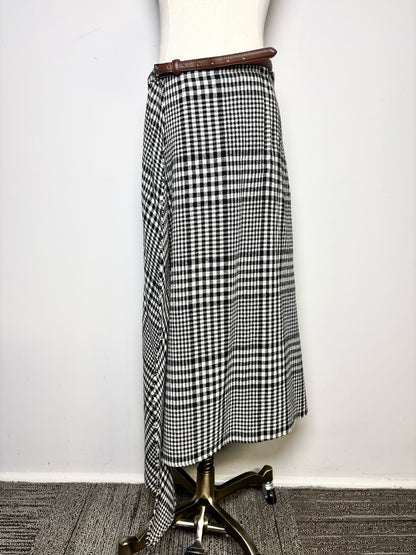Women Size 6 (M) Tibi Black, White Plaid Midi Skirt