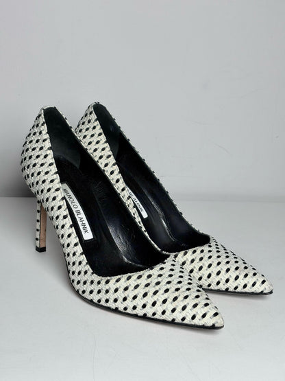 W Shoe Size 38 Manolo Blahnik Off-white, Black Dots Embroidery Pre-owned Heels