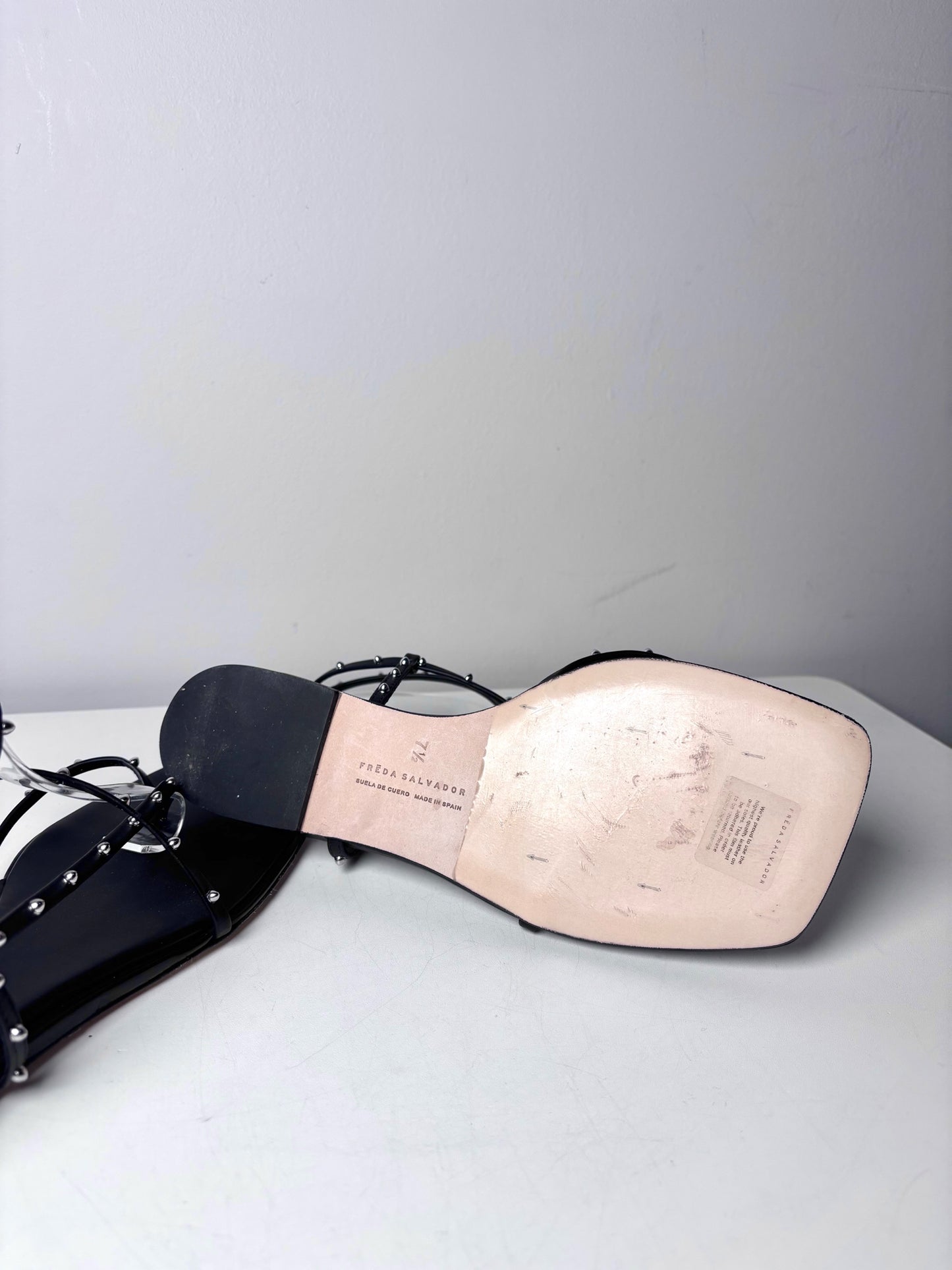 W Shoe Size 7.5 Freda Salvador Black Leather Alexia Pre-owned, NWT Sandals